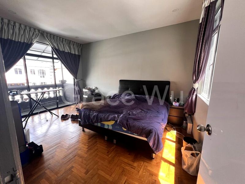5 Bed Terraced House (Landed) for Sale in  Edelweiss Park Condominium - Image 10
